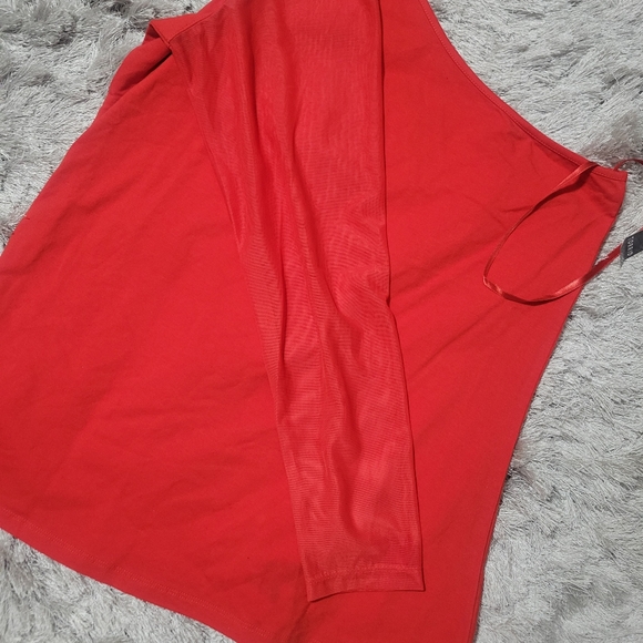 Top - Picture 3 of 3